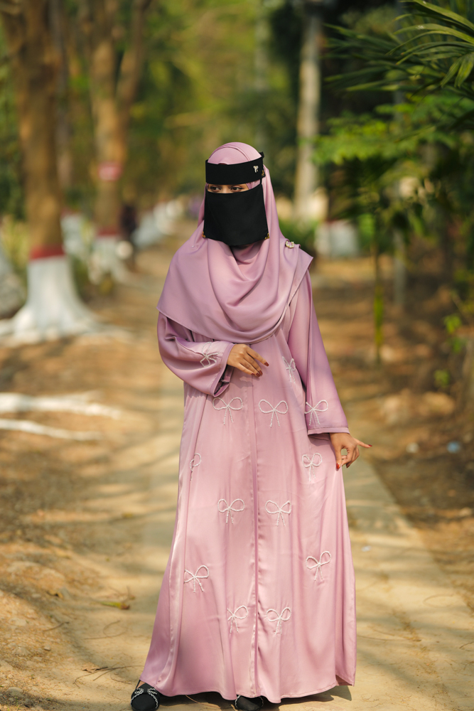 KARCHUPI POOKIE ABAYA PINK